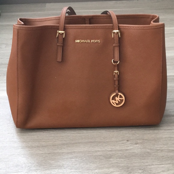 Michael Kors Handbags - MK Purse